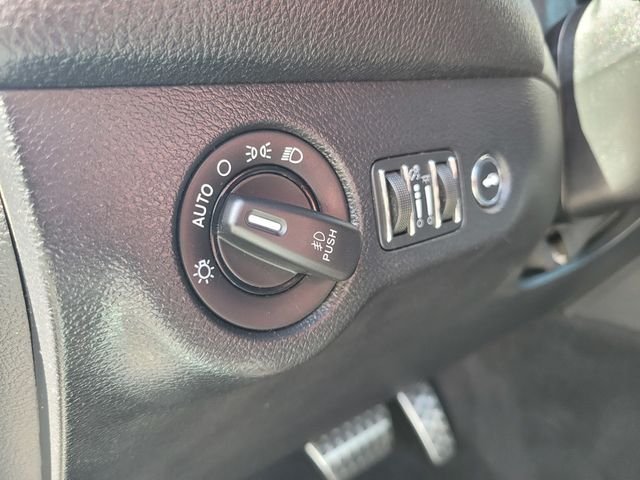 Used 2016 White Dodge R/T image 19