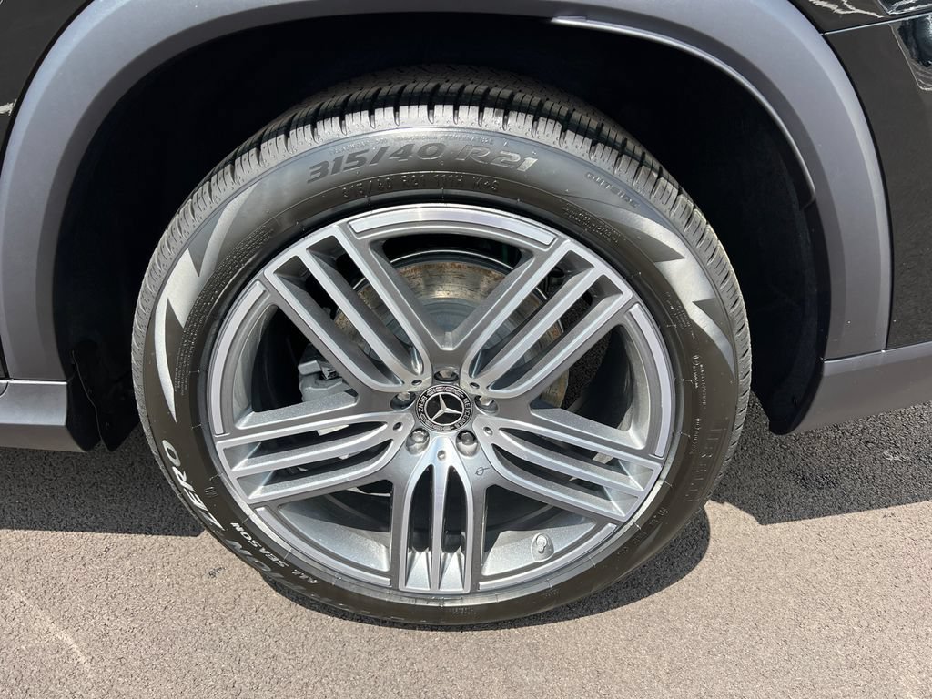 New 2026 Black Mercedes-Benz GLS 450 image 75
