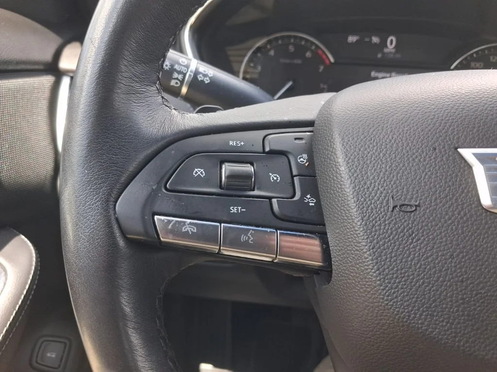 Used 2023 White Cadillac Premium Luxury image 29