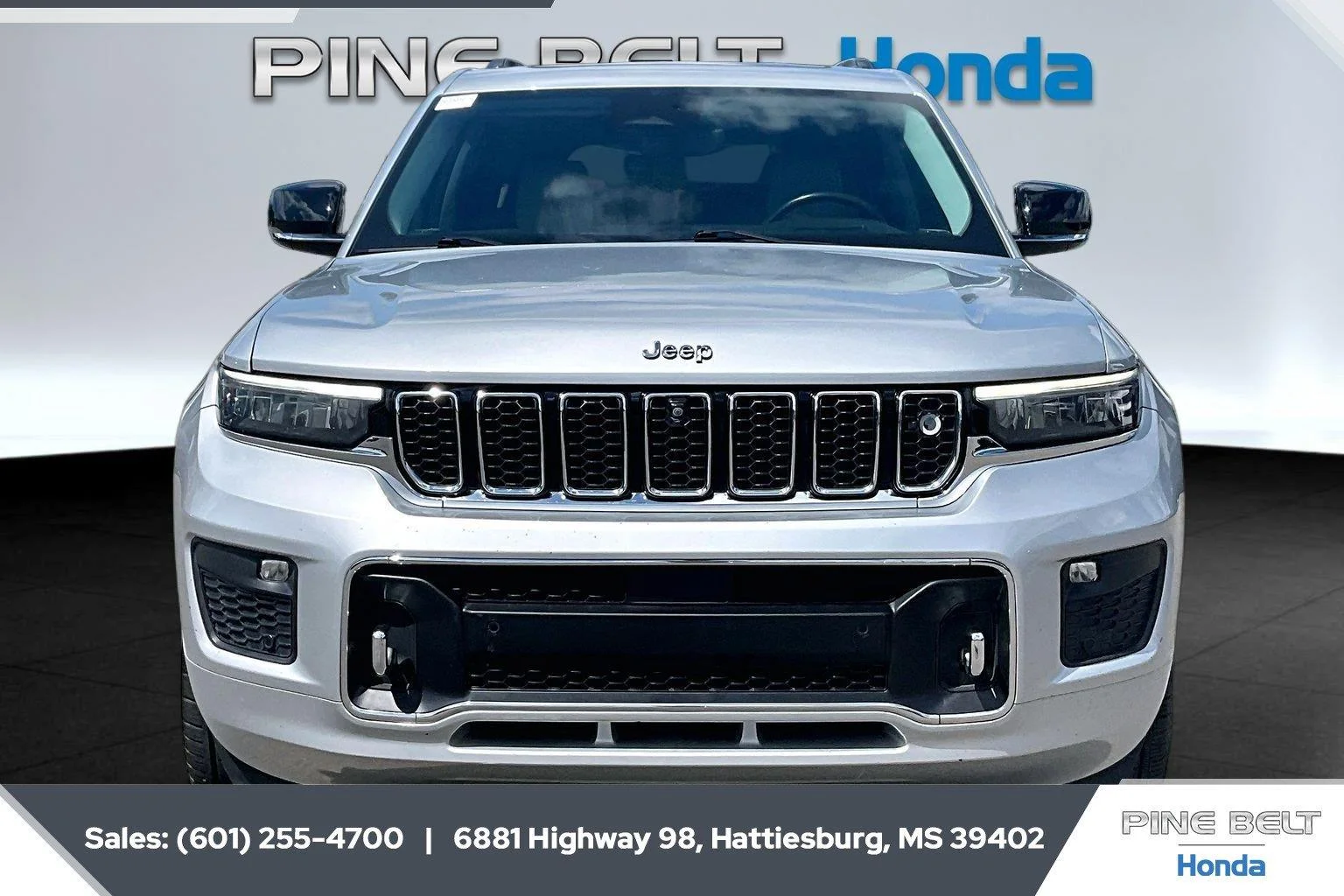 Used 2021 Silver Zynith Jeep Overland image 3