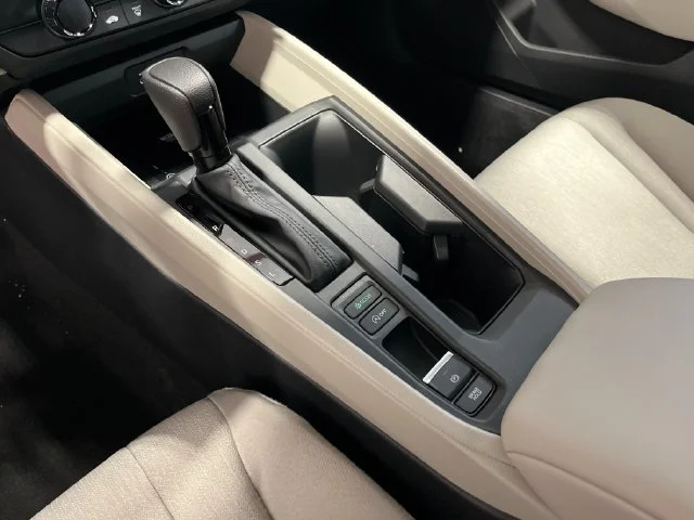 New 2026 Platinum White Pearl Honda LX image 14