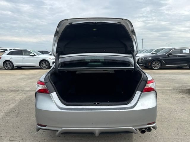 Used 2020 Celestial Silver Metallic Toyota SE image 9