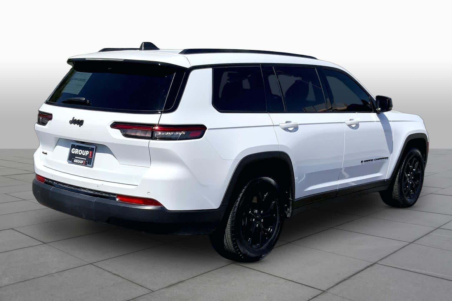 Used 2025 Bright White Clearcoat Jeep Altitude image 12