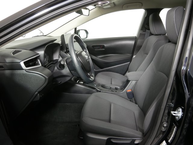 Used 2025 Midnight Black Metallic Toyota LE image 9