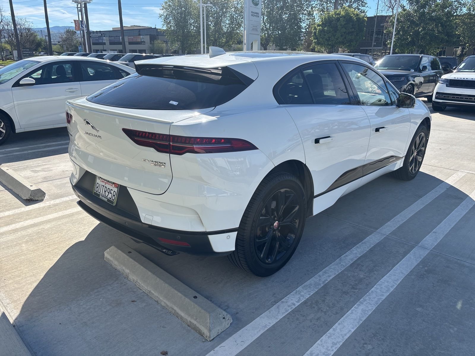 Used 2020 Fuji White Jaguar HSE image 3