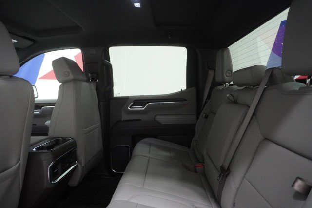 2026 GMC Sierra 1500 SLT - Photo 24