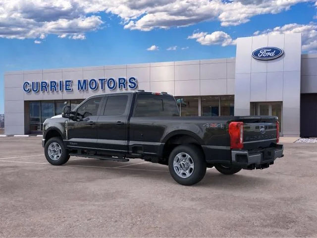 New 2026 Agate Black Metallic Ford XLT image 4