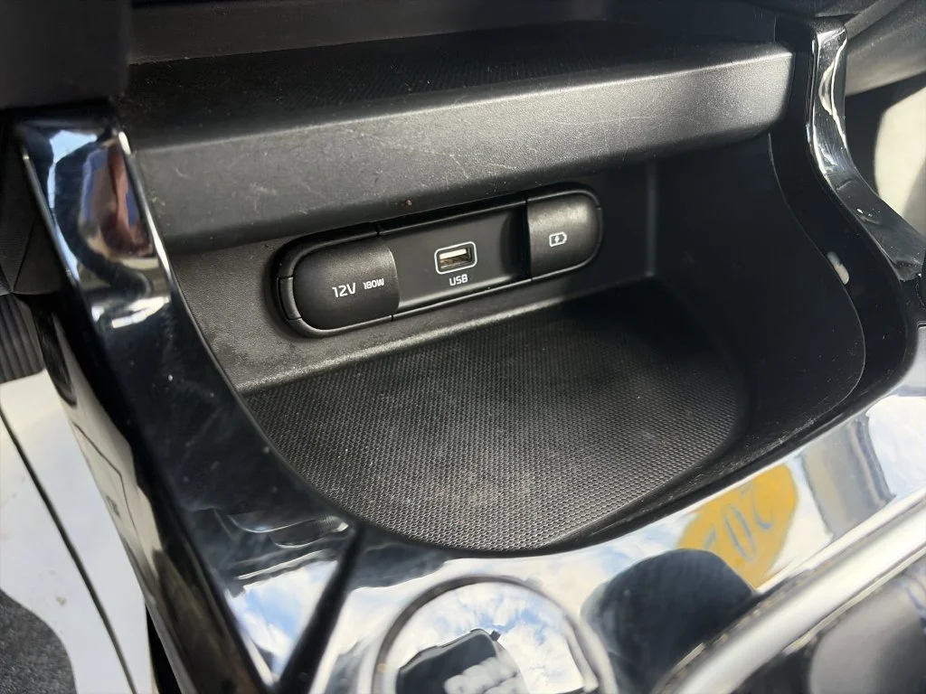 Used 2022 Blue Kia S image 27
