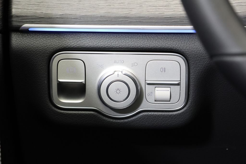 Certified Used 2026 Black Mercedes-Benz GLE 350 image 19