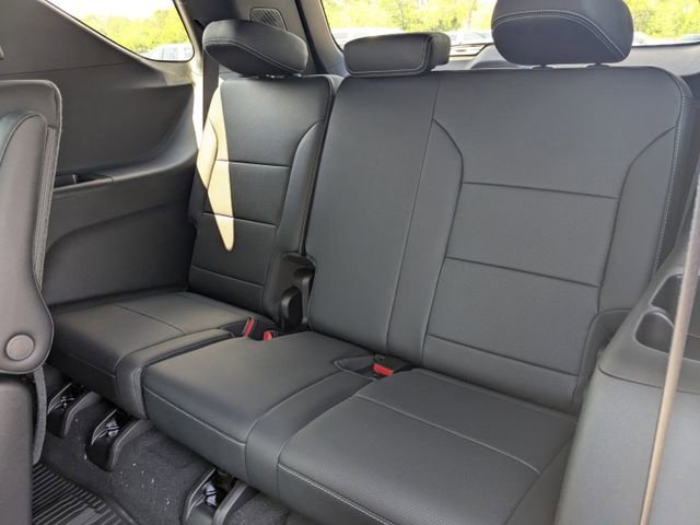 2025 Chevrolet Traverse LT - Photo 14