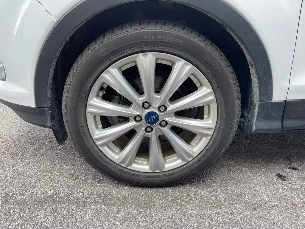 Used 2019 White Ford SEL image 20