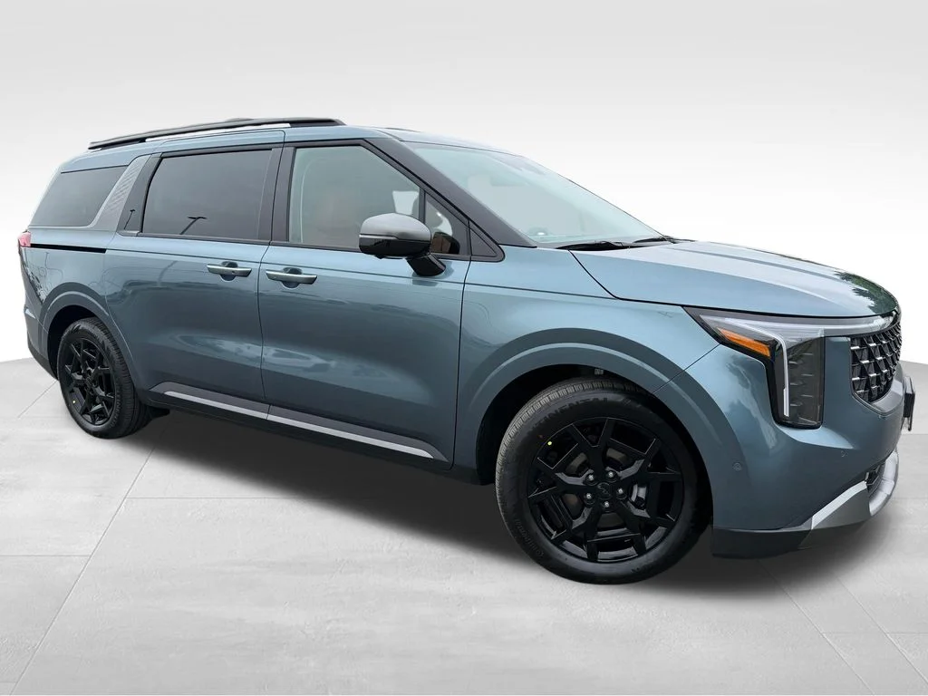 2026 Kia Sedona SX HEV's photo