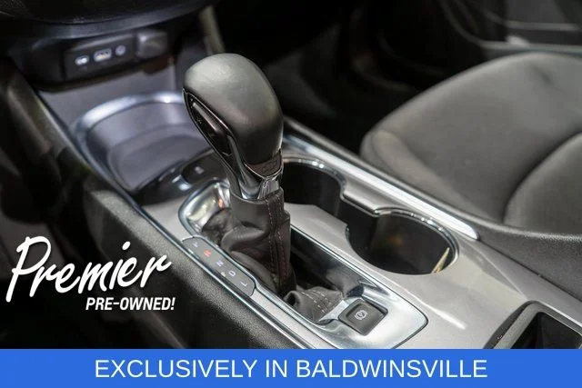 Used 2025 White Chevrolet LT image 26