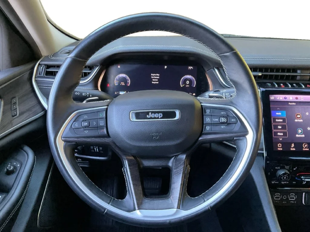 Used 2022 Black Jeep Limited image 17