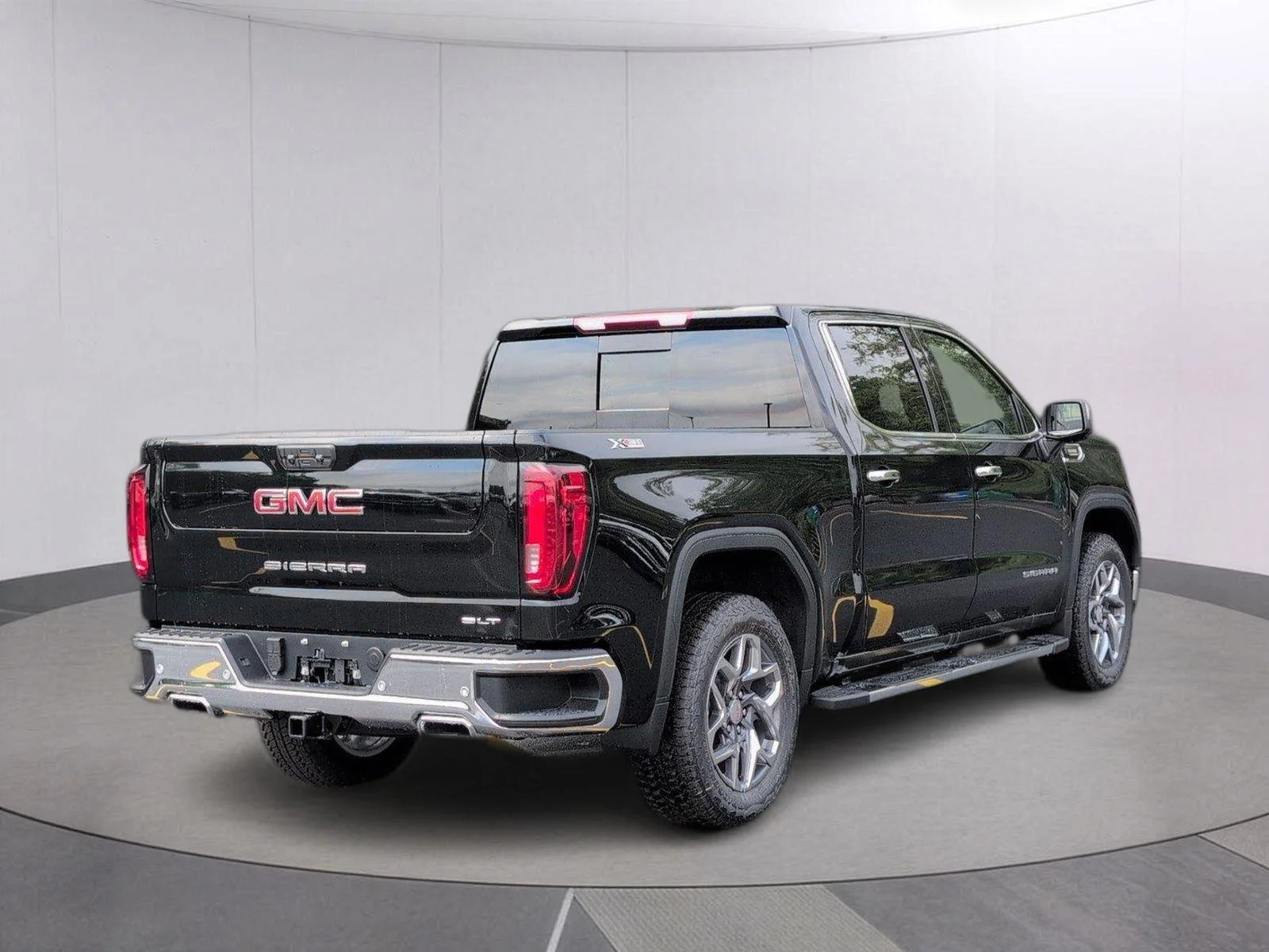 New 2026 Onyx Black GMC SLT image 6