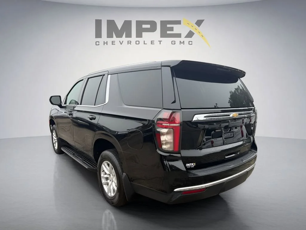 Used 2023 Black Chevrolet LT image 3
