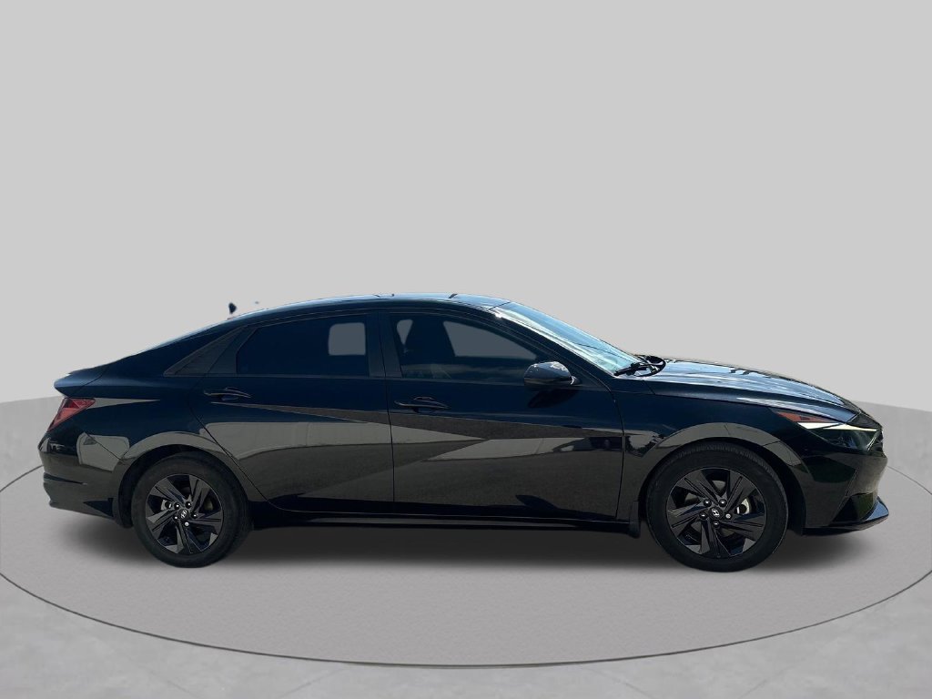 Used 2023 Phantom Black Hyundai SEL image 36