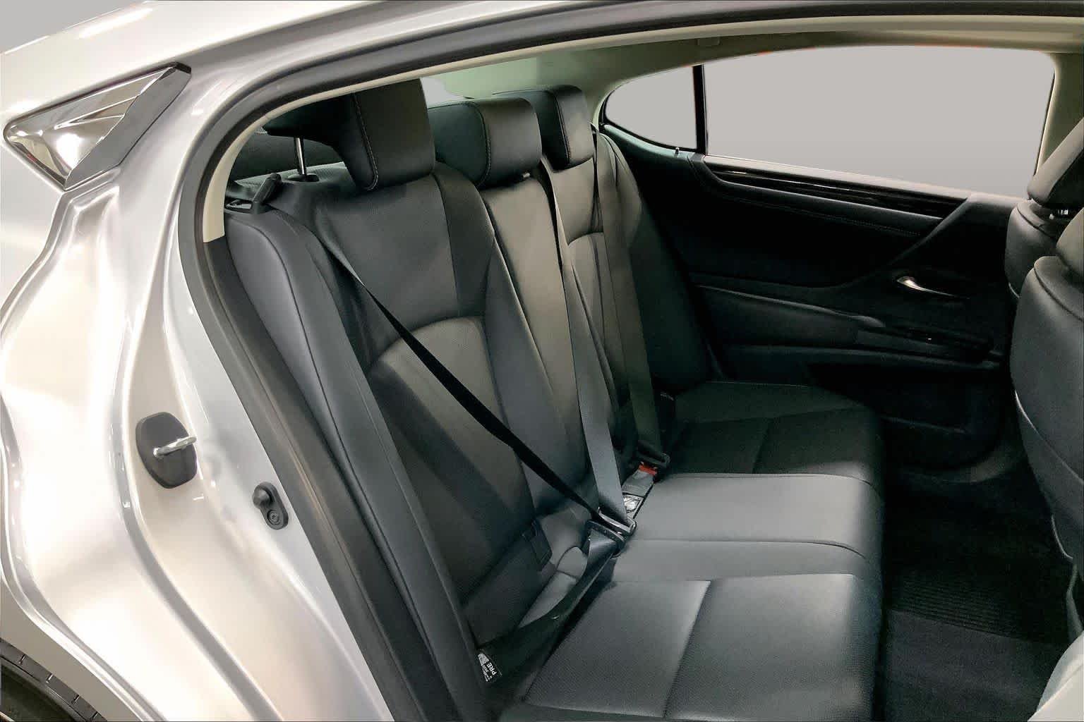 Used 2021 Silver Lining Metallic Lexus  image 20