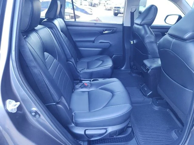 Used 2022 Gray Toyota XLE image 24