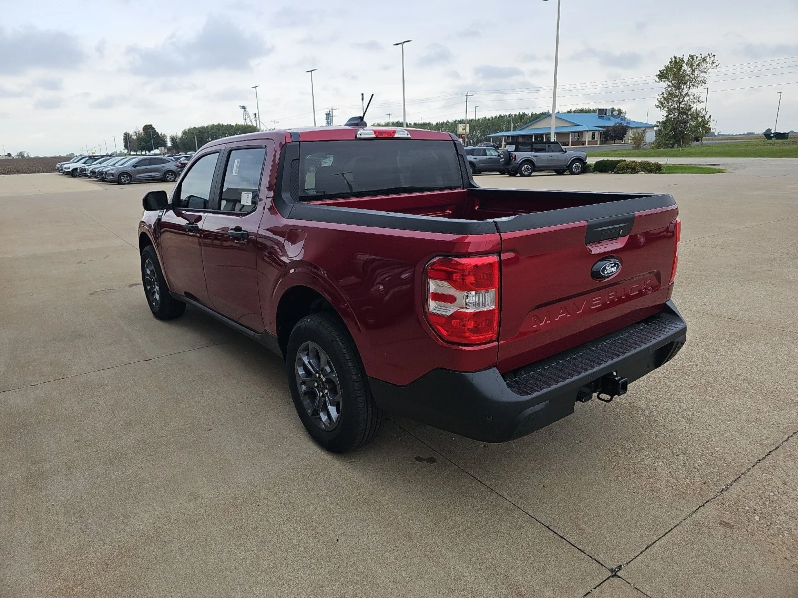 New 2026 Ruby Red Metallic Tinted Clearcoat Ford XLT image 11