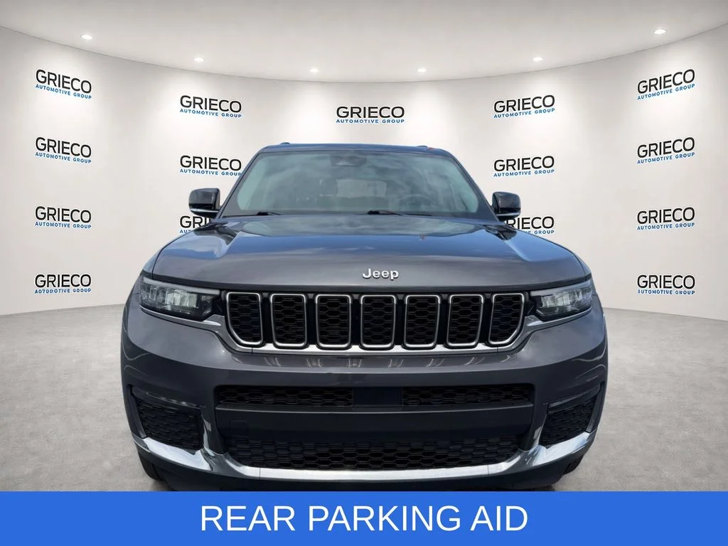 Used 2023 Gray Jeep Limited image 2