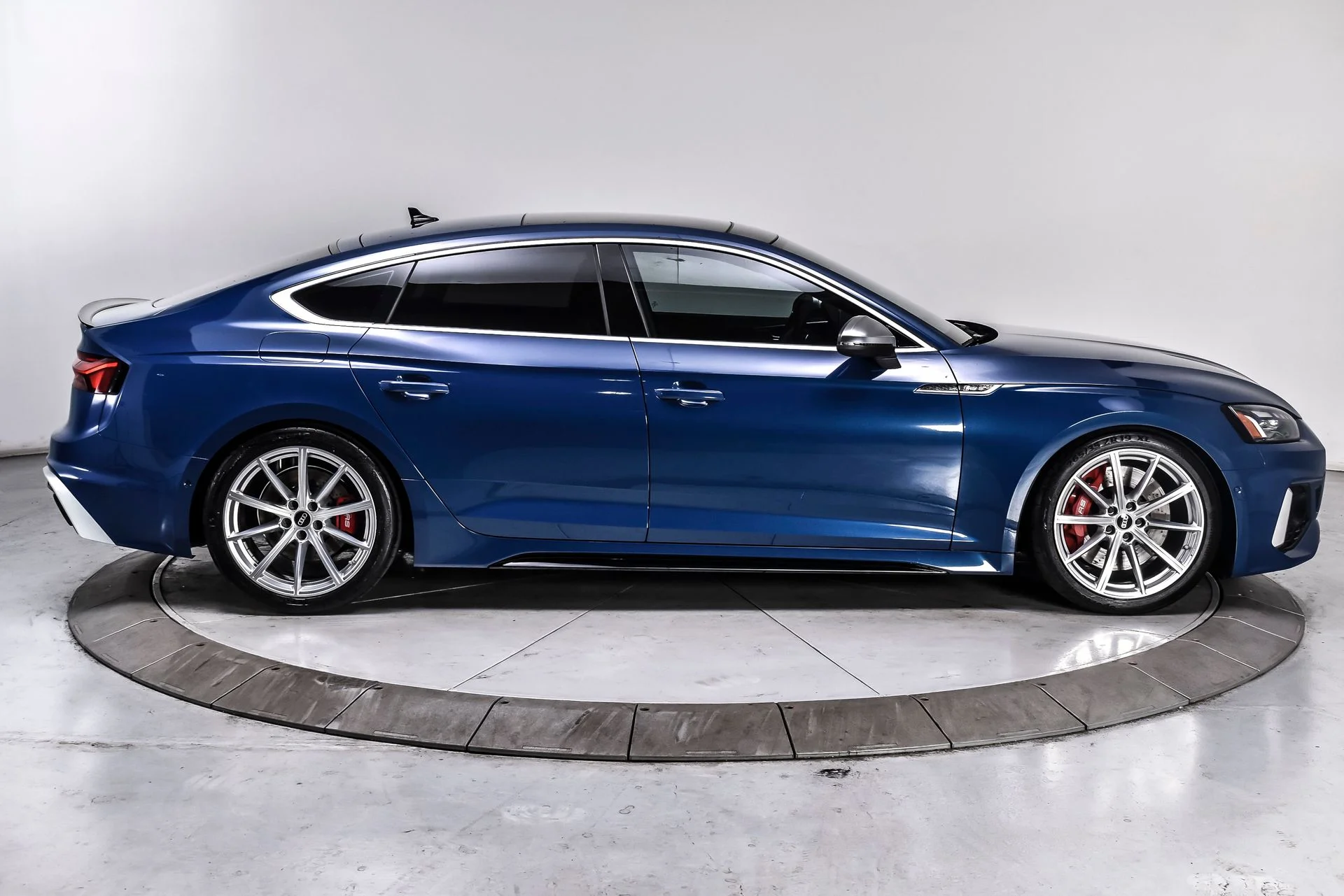Used 2023 Ascari Blue Metallic Audi 2.9T image 7