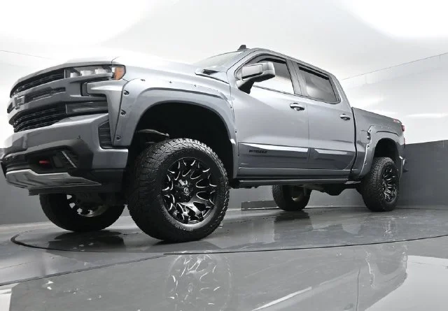 Used 2022 Gray Chevrolet RST image 40