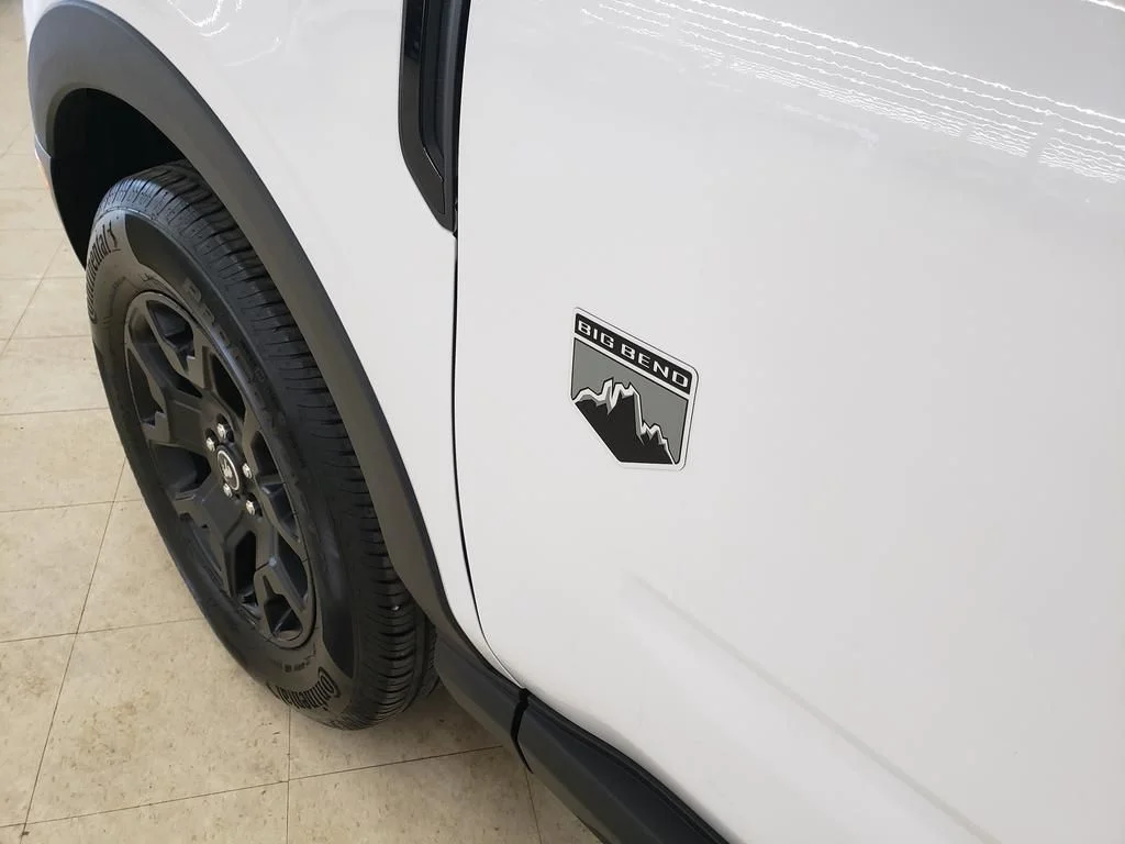 Certified Used 2025 Oxford White Ford Big Bend image 11