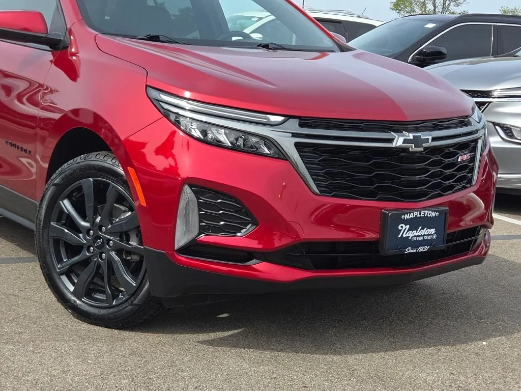 Used 2023 Red Chevrolet RS image 3