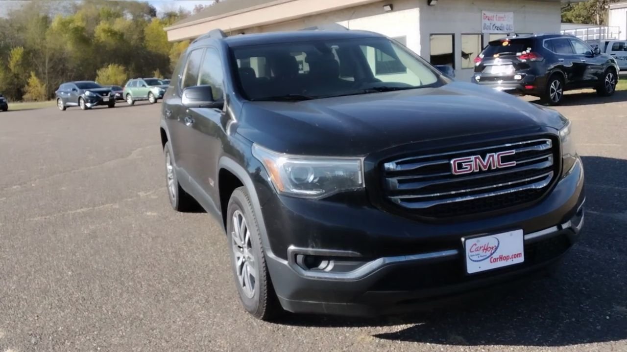 2017 Gmc Acadia SLE photo 2