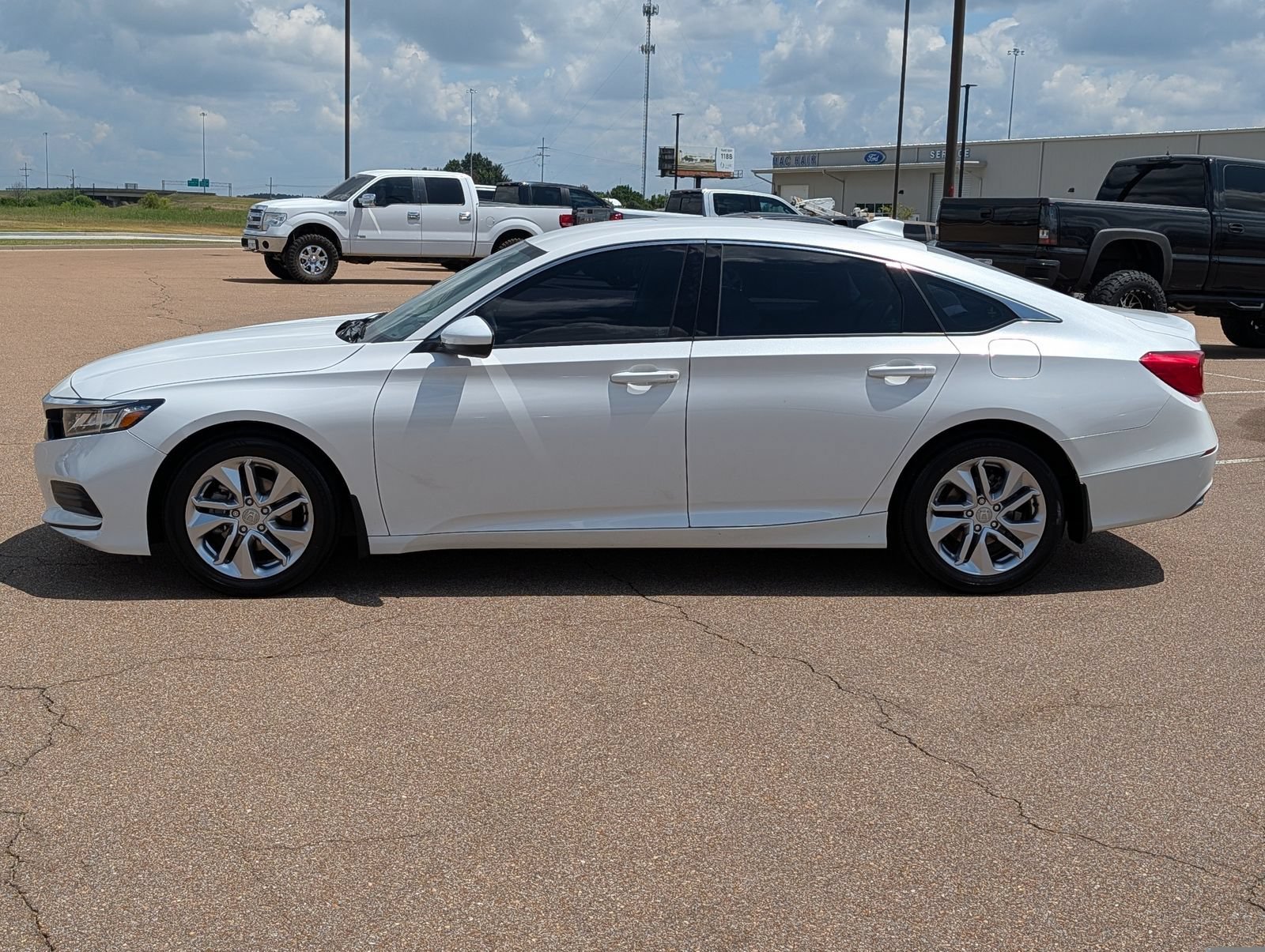 Used 2018 Honda Accord LX with VIN 1HGCV1F17JA212914 for sale in Madison, MS