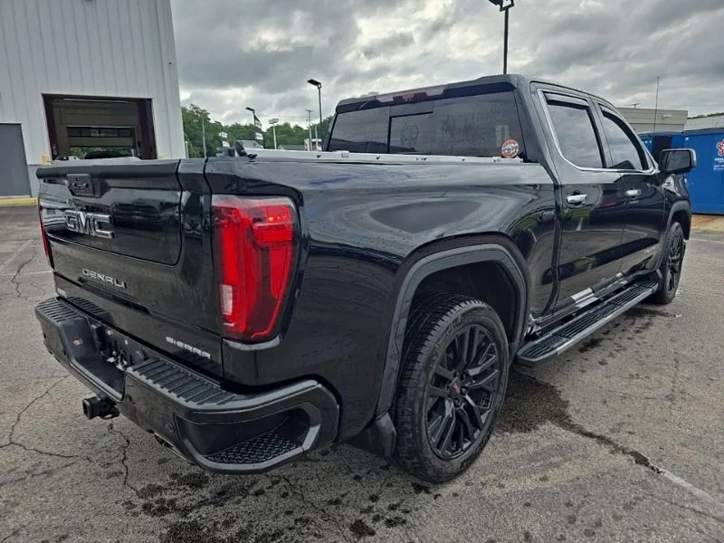 Used 2021 Black GMC Denali image 8