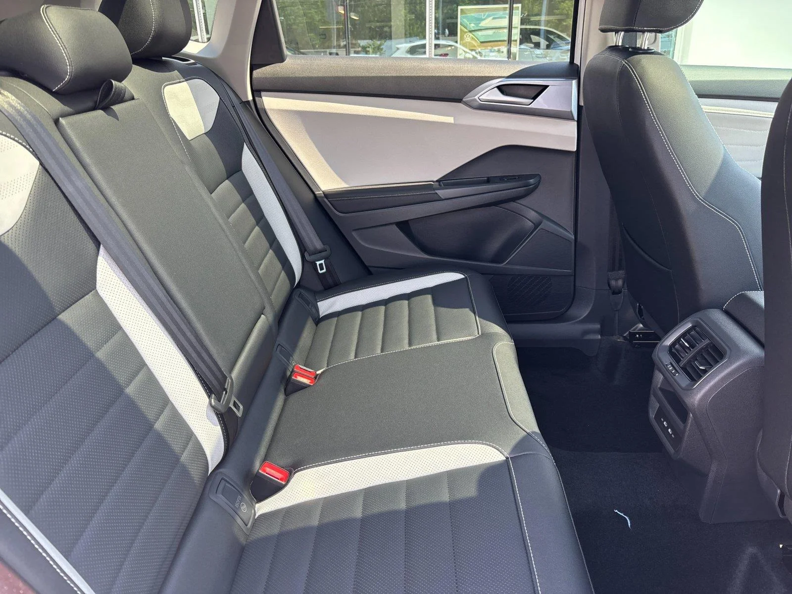 New 2026 Pure White Volkswagen SEL image 38