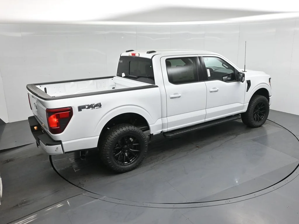 New 2026 White Ford XLT image 38
