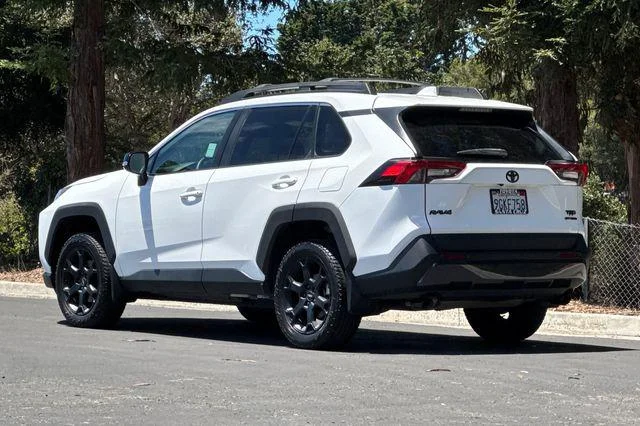 Certified Used 2023 ICE CAP Toyota  image 6