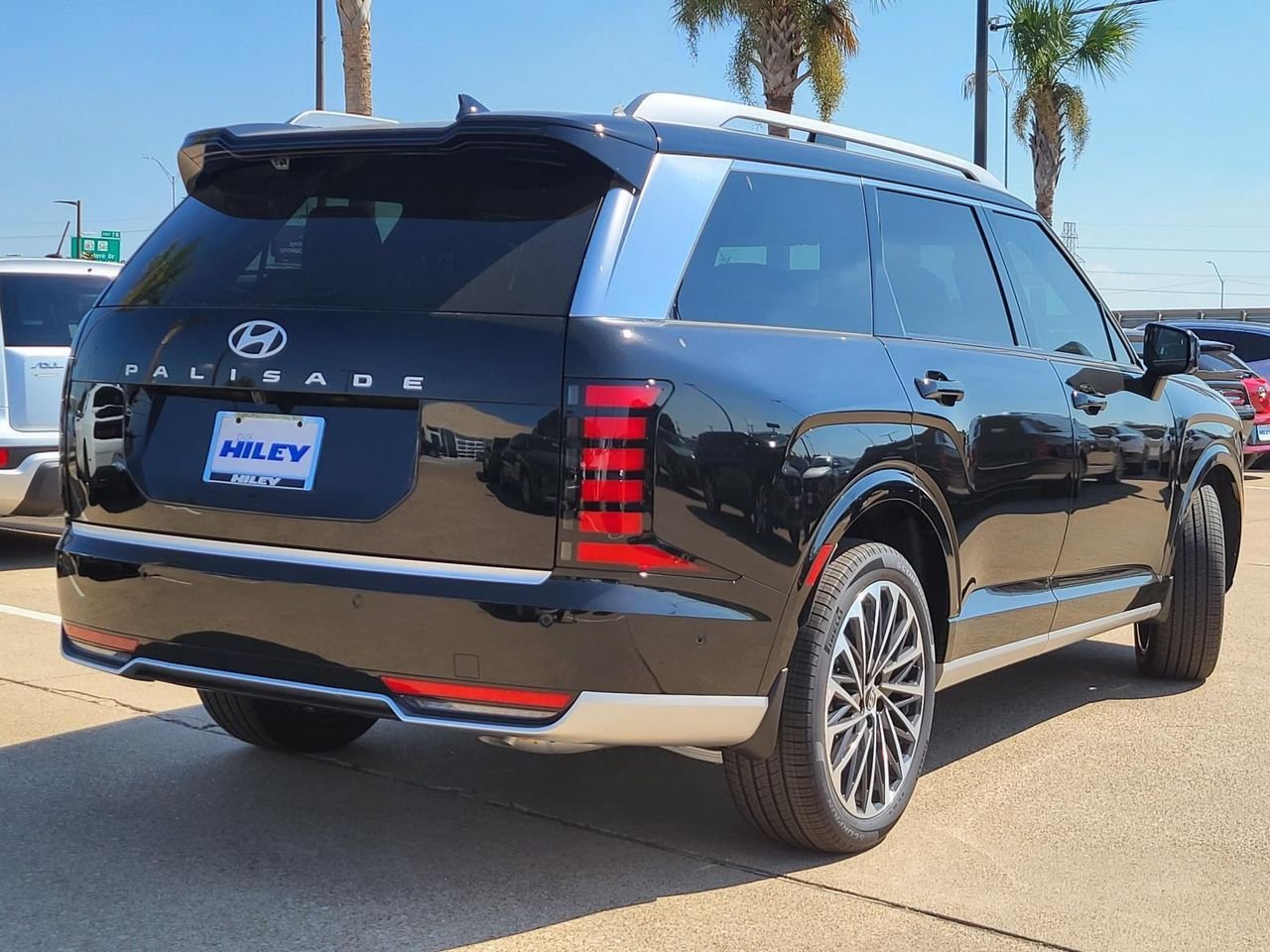 New 2026 Abyss Black Pearl Hyundai Calligraphy FWD image 5