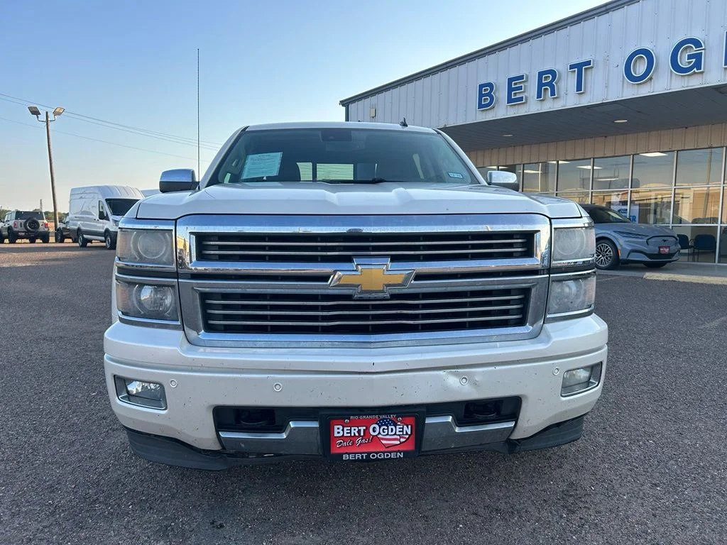 Used 2014 White Chevrolet High Country image 2