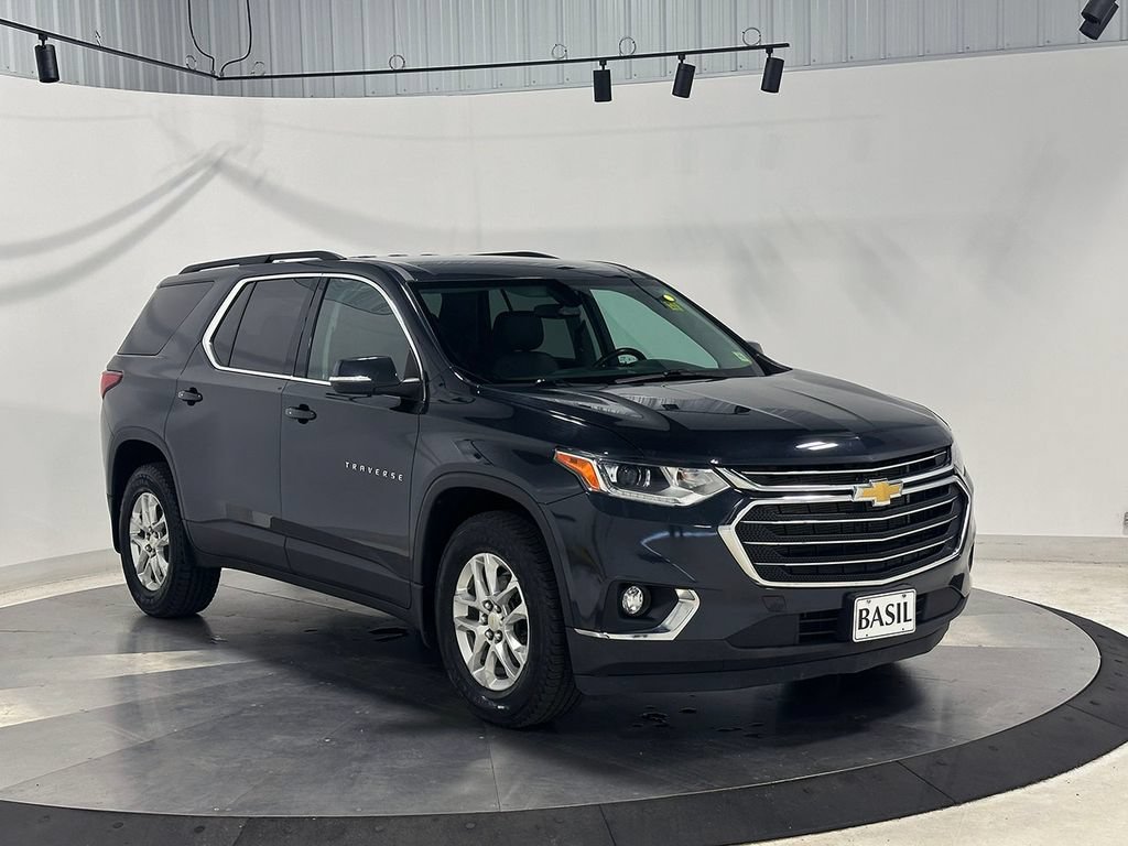 Used 2021 GRAPHITE METALLIC Chevrolet LT Leather image 40