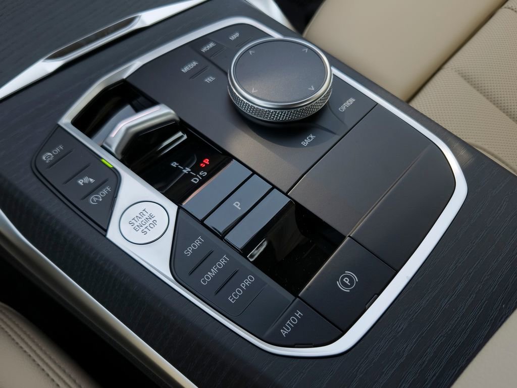 New 2026 Black Sapphire Metallic BMW 430i image 10