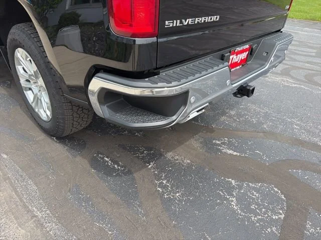 2025 Chevrolet Silverado 1500 LTZ - Photo 12