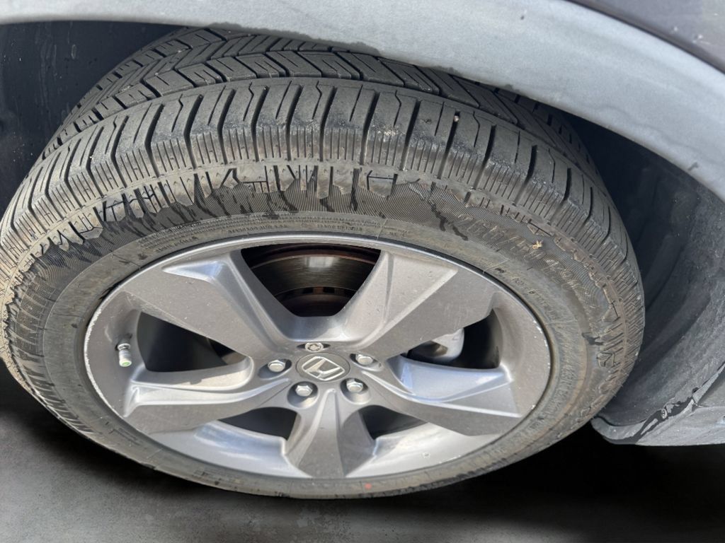 Used 2019  Honda Touring image 13
