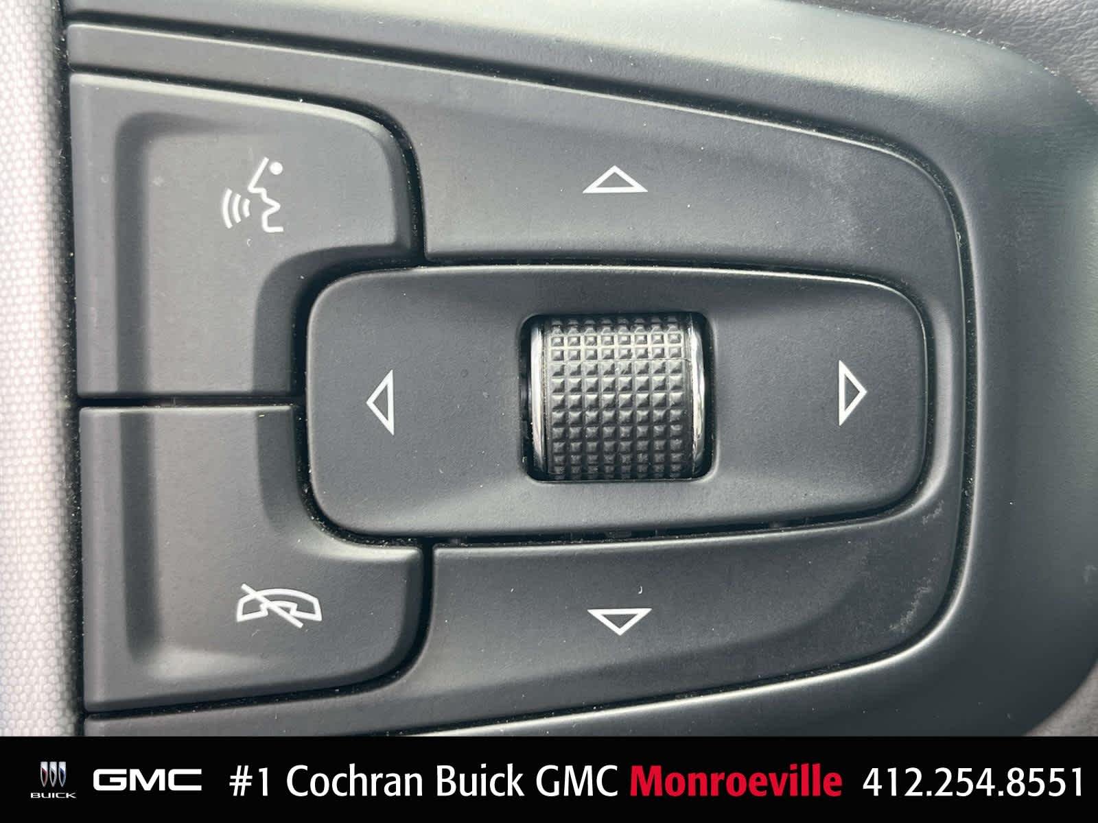 Used 2023 White Frost Tricoat GMC SLT image 37
