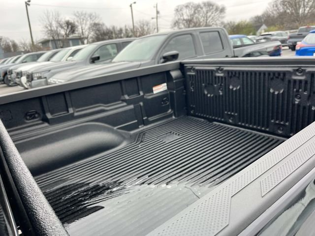 New 2026 Super Black Nissan Crew Cab SV image 12