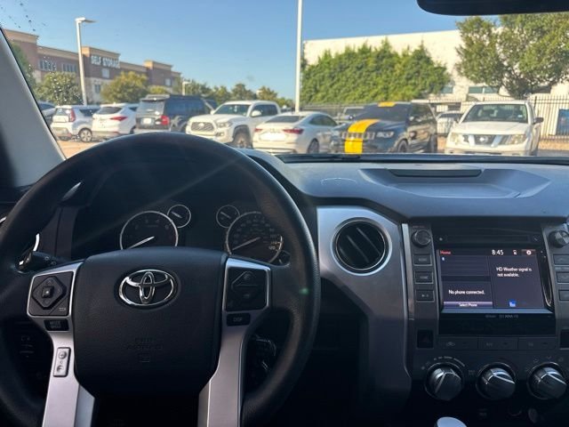Used 2014 Black Toyota SR5 image 10