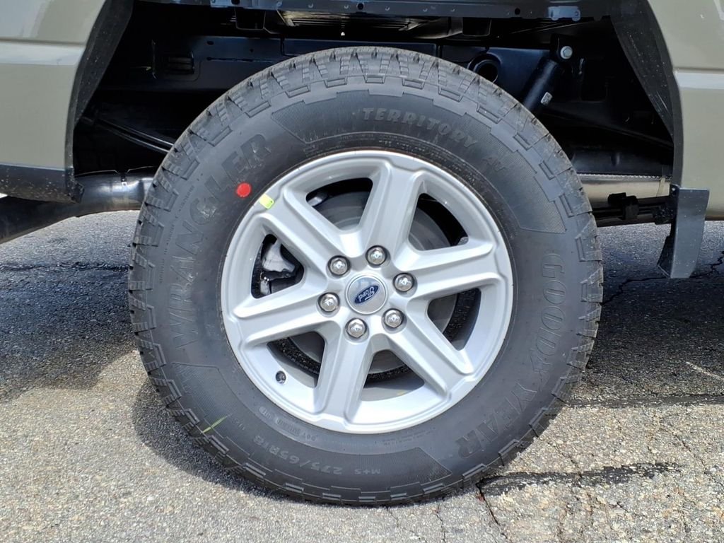 New 2026 Gray Ford XLT image 10