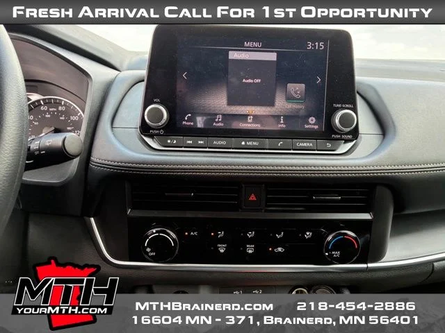 Used 2024 White Nissan S image 12