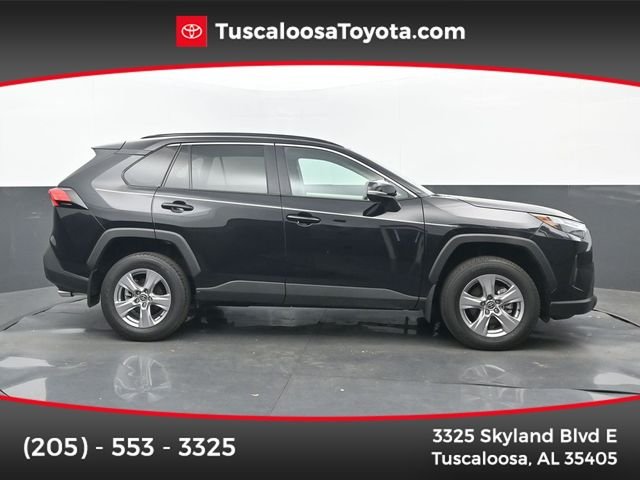 2025 Toyota RAV4 XLE FWD's photo