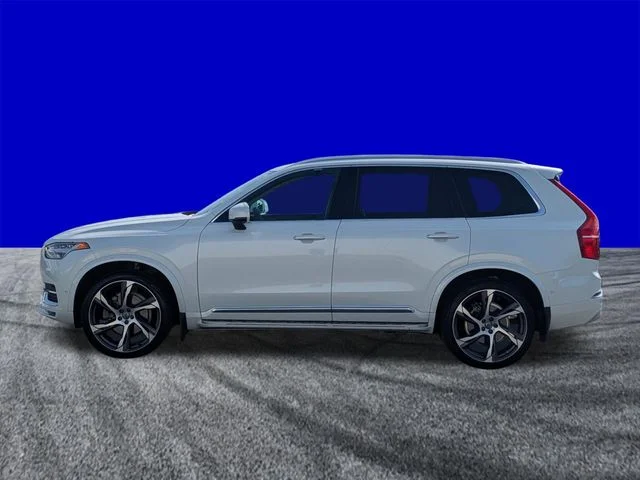 Certified Used 2022 Crystal White Metallic Volvo T6 Inscription image 7