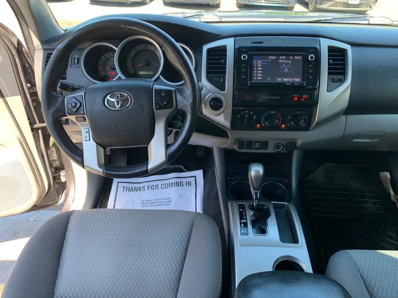 Used 2015 Gray Toyota Pickup 4D 6 ft image 23