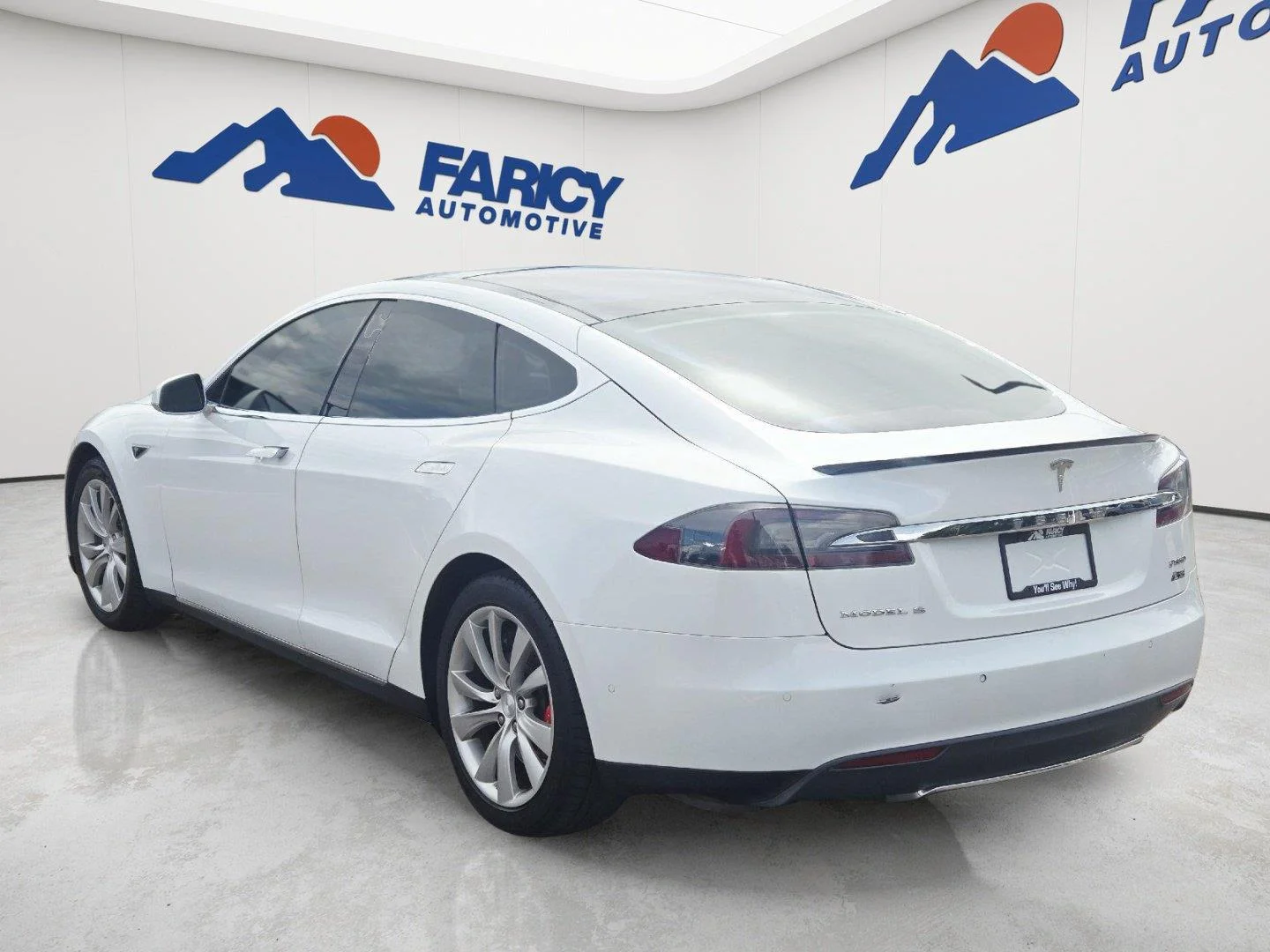 Used 2015 White Tesla P85D image 8
